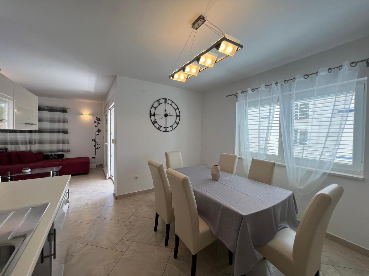 Ana Exclusive Apartments Jelsa  Esterno foto