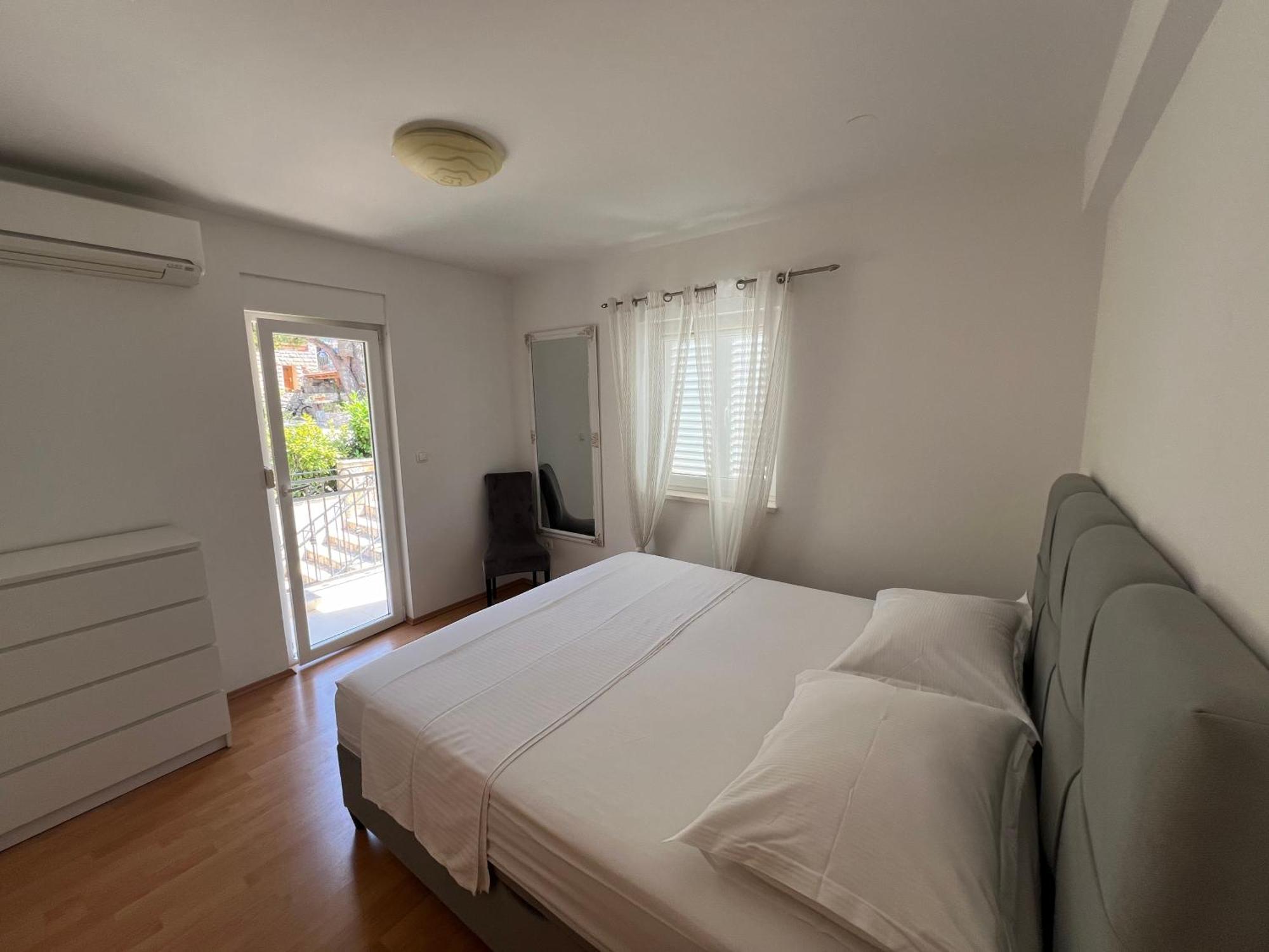 Ana Exclusive Apartments Jelsa  Esterno foto